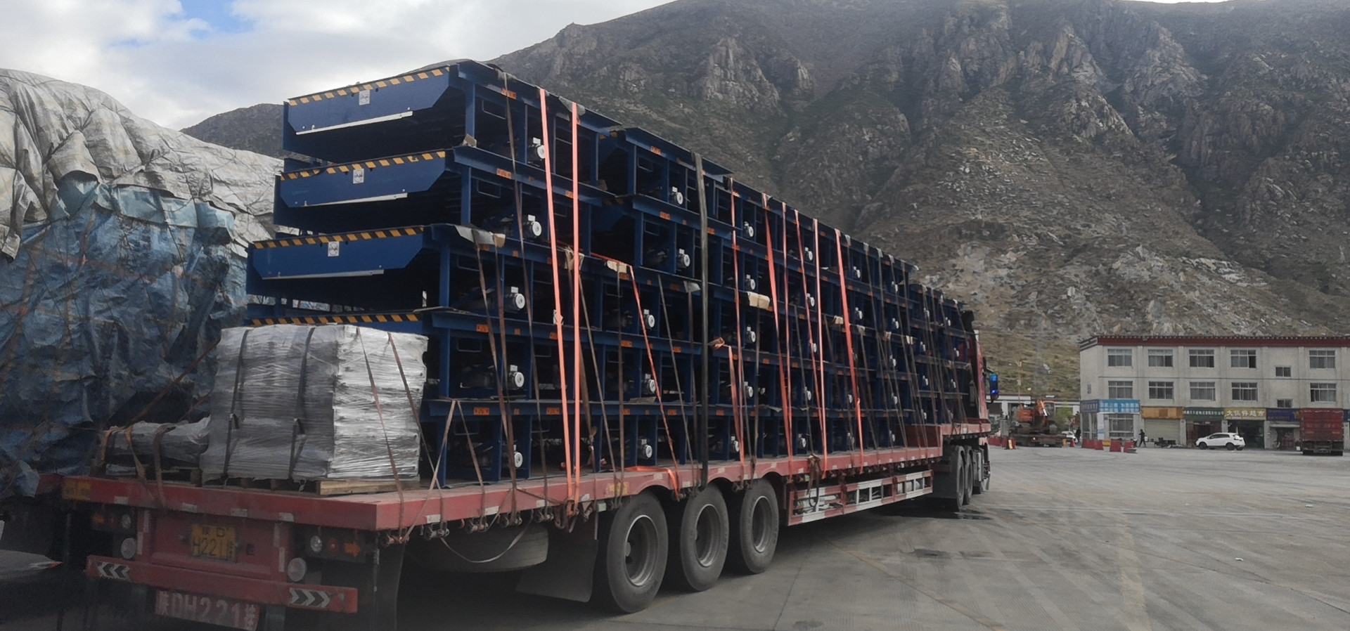 見(jiàn)田科技登車(chē)橋順利抵達(dá)西藏